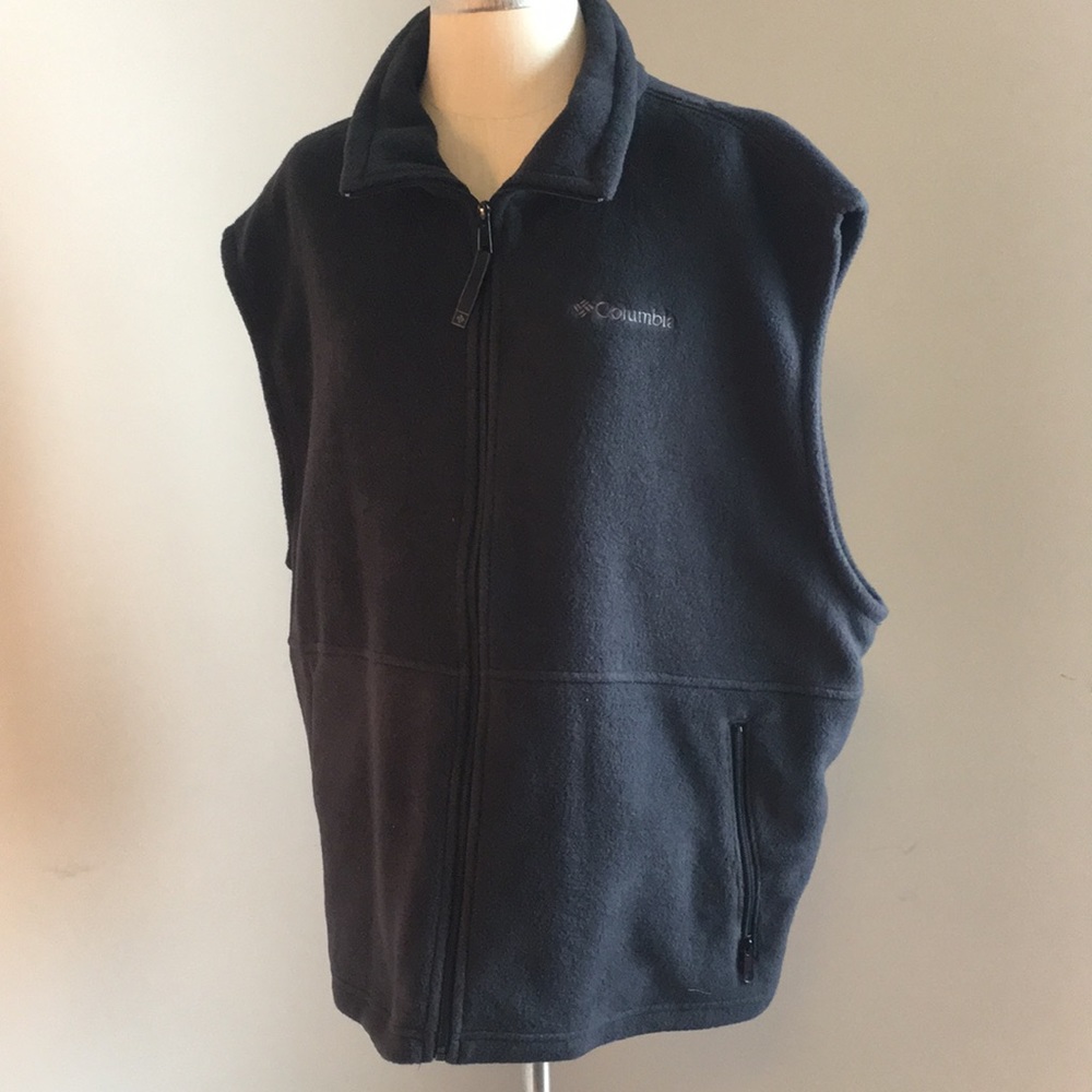 Columbia vest